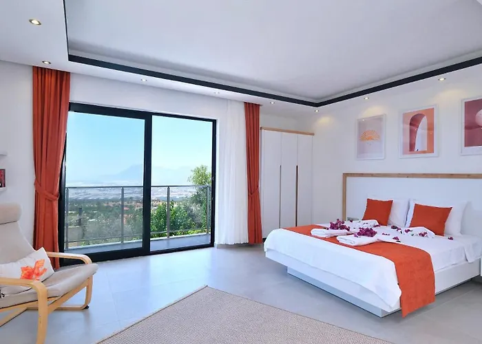 Uzumlu Village 3 Bedroom Καλκάν