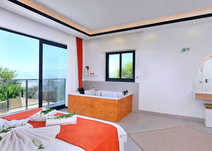 Βίλα Uzumlu Village 3 Bedroom *