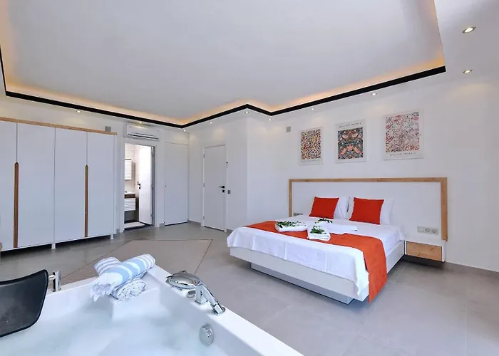 Uzumlu Village 3 Bedroom Καλκάν