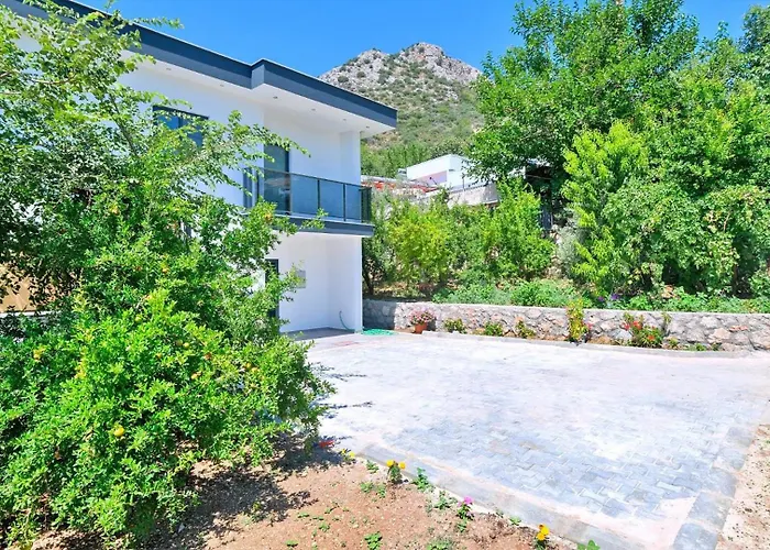 Uzumlu Village 3 Bedroom Βίλα
