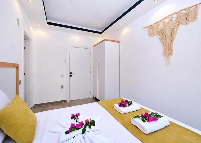 Uzumlu Village 3 Bedroom Καλκάν