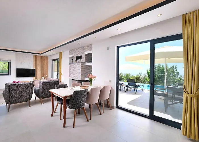 Uzumlu Village 3 Bedroom *