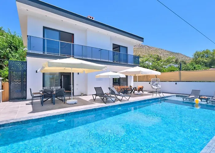 Βίλα Uzumlu Village 3 Bedroom
