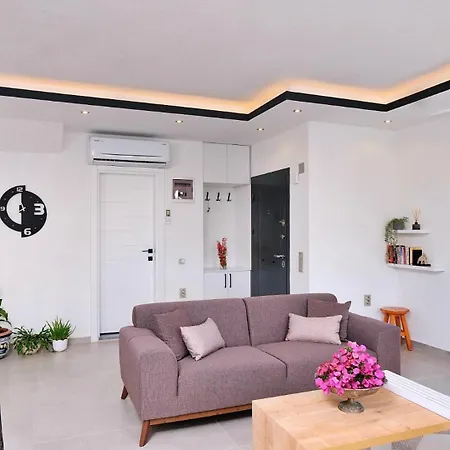 Uzumlu Village 3 Bedroom 6716 *