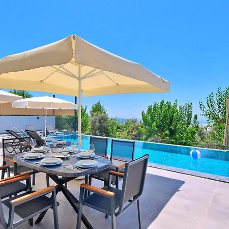 Uzumlu Village 3 Bedroom 6716 Villa Kalkan