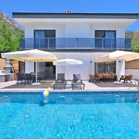Uzumlu Village 3 Bedroom 6716 *