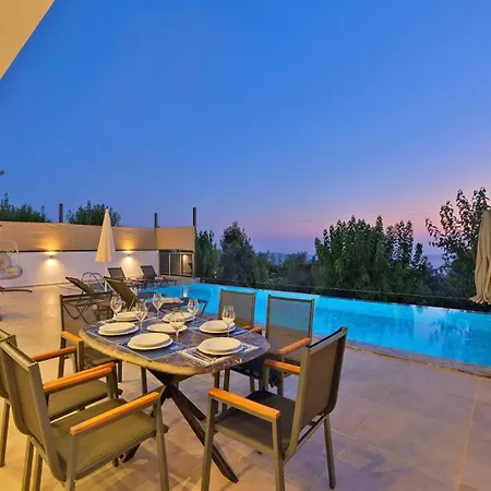 Uzumlu Village 3 Bedroom * Kalkan